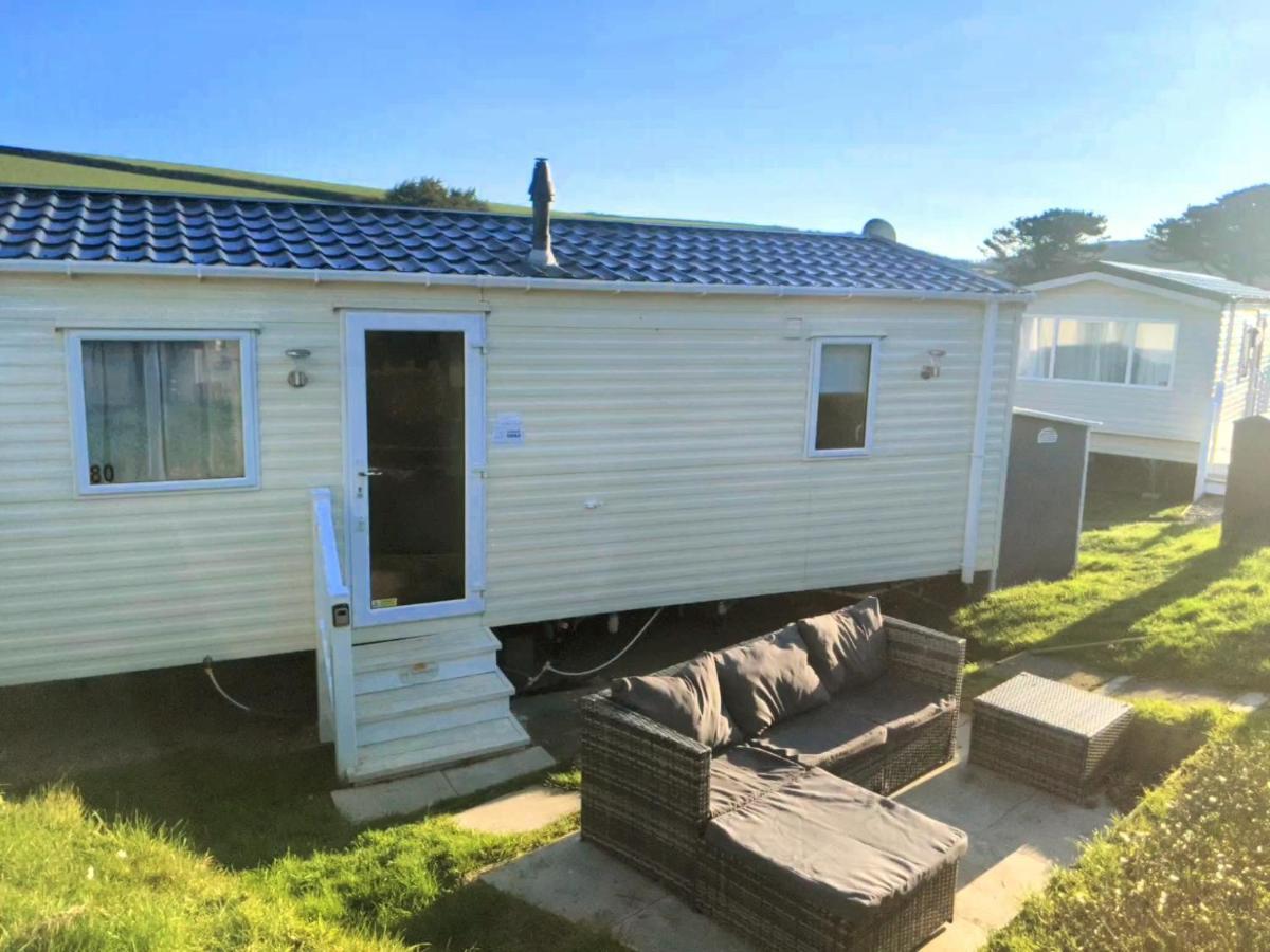 Large 4 Person Couples And Family Caravan In Newquay Bay Resort Esterno foto